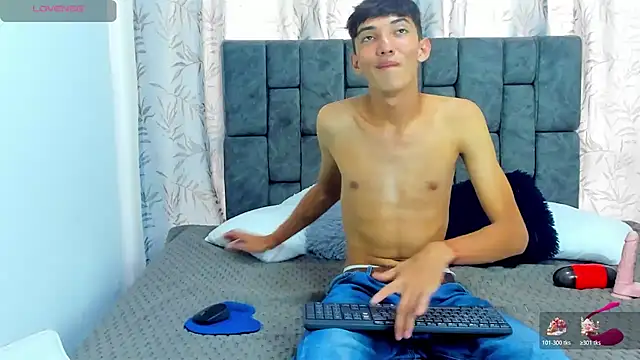 Snapshot of Maikol_Ortiz chatting on November 2025 02:29:02 PM Maikol Ortiz online show from November 2025 02:29:02 PM