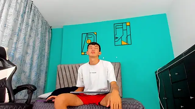 Maikol Ortiz online show from March 2026 12:31:02 PM