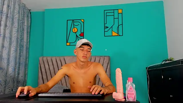 Maikol Ortiz online show from April 2026 12:28:01 PM