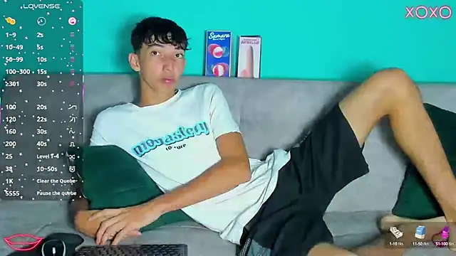 Snapshot of Maikol_Ortiz chatting on October 2025 12:39:01 PM Maikol Ortiz online show from October 2025 12:39:01 PM