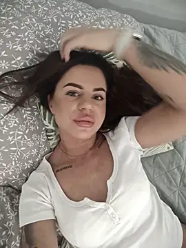 BabyFaceMia online show from November 2025 10:29:01 AM