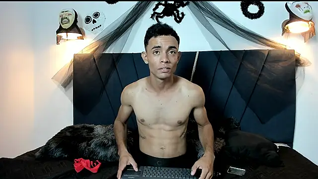 richsexymom online show from October 2025 01:06:02 AM