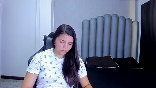 Charlotte-Star online show from January 2026 08:46:01 PM