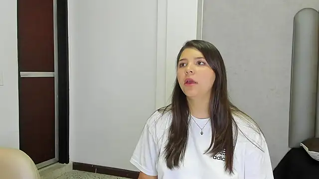 Charlotte-Star online show from November 2025 08:24:01 PM