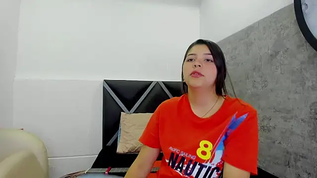 Charlotte-Star online show from December 2025 12:20:02 PM