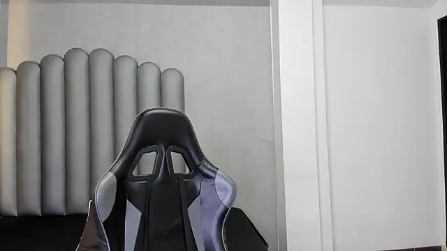 Charlotte-Star online show from December 2025 08:52:01 PM