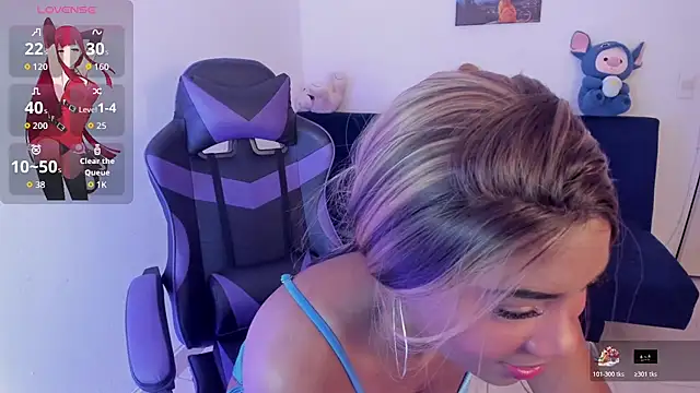 johansstiv2007 online show from October 2025 11:13:01 AM