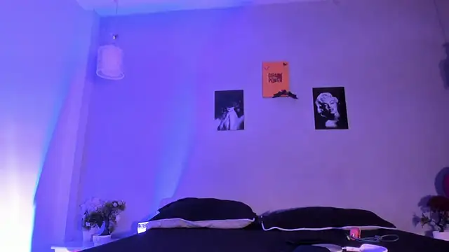 criss zuri online show from June 2026 01:12:02 PM