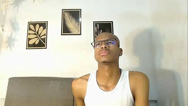 Snapshot of criss_zuri chatting on October 2025 11:53:02 AM criss zuri online show from October 2025 11:53:02 AM