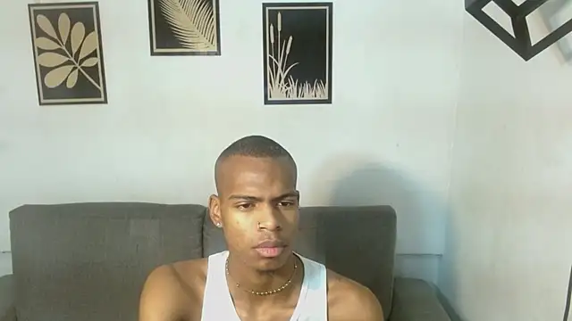 Snapshot of criss_zuri chatting on October 2025 11:36:02 AM criss zuri online show from October 2025 11:36:02 AM