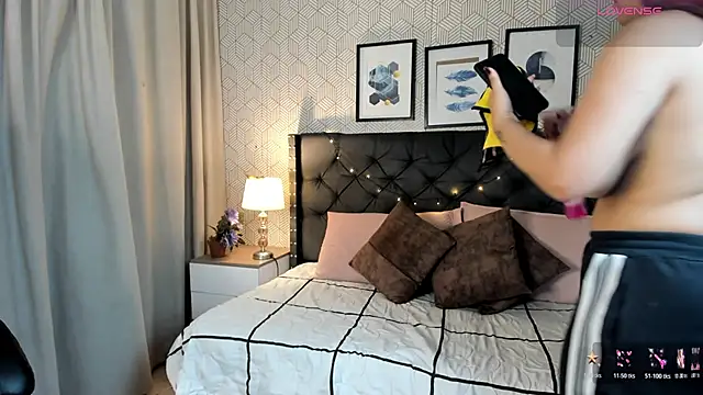 sophie  blare online show from March 2026 07:15:01 PM