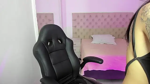 AlliceCopper online show from October 2025 01:11:01 PM