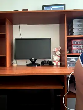 Yui-Ch06 online show from October 2025 03:35:02 PM