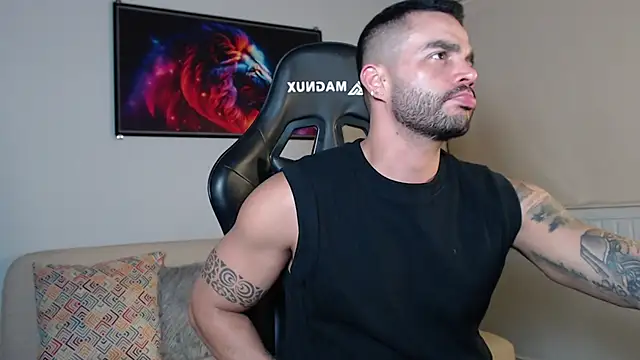 Snapshot of Bruno_De_Lucaa_ chatting on September 2025 02:23:01 AM Bruno De Lucaa online show from September 2025 02:23:01 AM