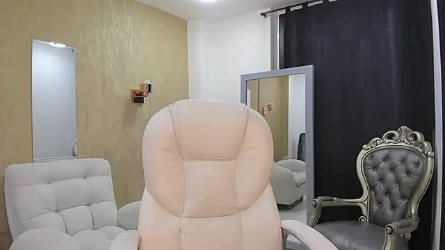 Snapshot of zoerouse_ chatting on November 2025 08:13:02 PM zoerouse online show from November 2025 08:13:02 PM