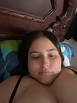 mia-08martinez  online show from May 2026 05:24:01 PM