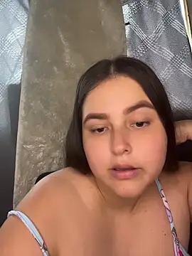 mia-08martinez  online show from May 2026 10:08:01 PM