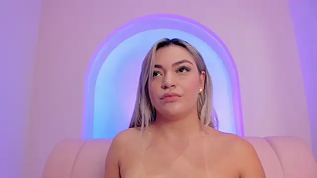 milaowens online show from March 2026 10:20:02 AM