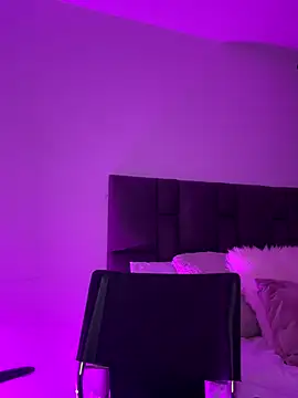 helen palmer online show from October 2025 02:19:01 AM