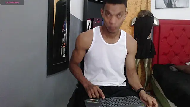 David s3xy online show from September 2025 06:22:01 PM