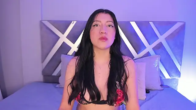 Snapshot of kaylii_purple chatting on November 2025 05:29:02 AM kaylii purple online show from November 2025 05:29:02 AM