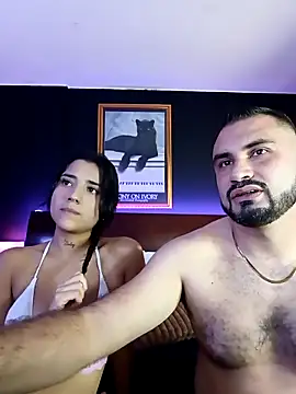 lovershornies online show from February 2026 09:01:01 PM