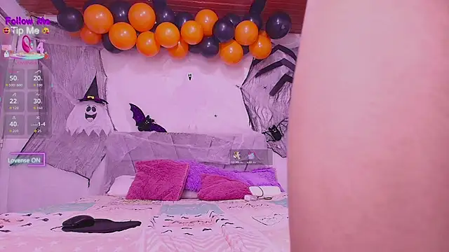 MeganRouss74 online show from October 2025 07:22:01 PM