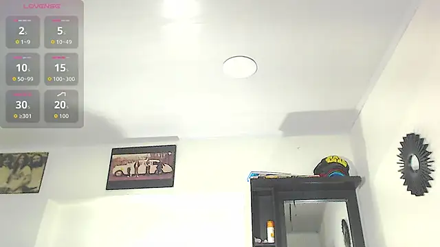 Snapshot of Vicky_hotmilf chatting on December 2025 11:12:01 AM Vicky hotmilf online show from December 2025 11:12:01 AM