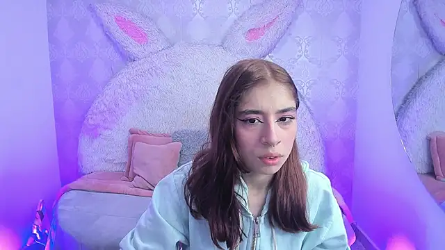 Gaby louse online show from May 2026 07:28:02 PM