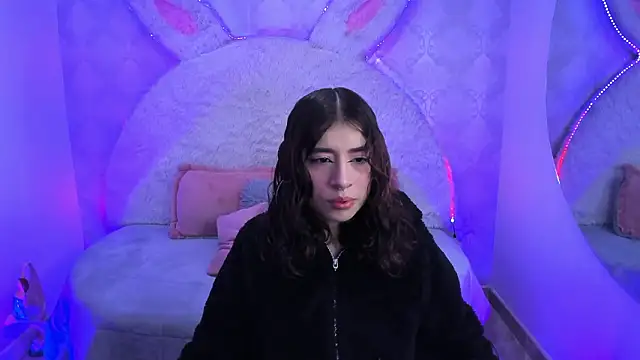 Gaby louse online show from March 2026 07:40:02 PM