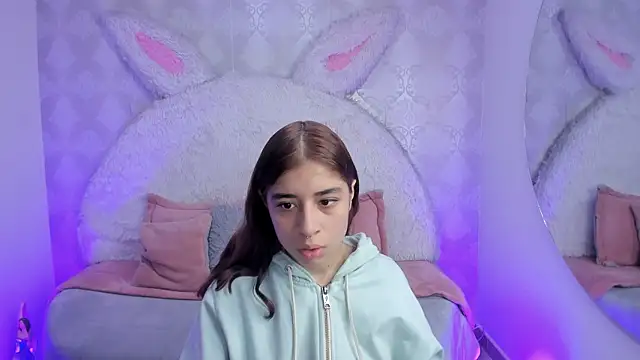 Gaby louse online show from May 2026 07:42:01 PM