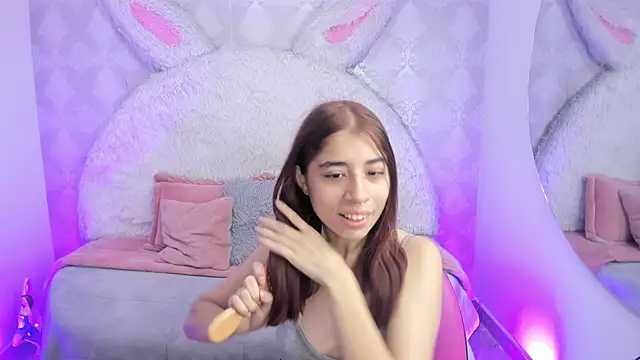 Gaby louse online show from May 2026 08:34:01 PM