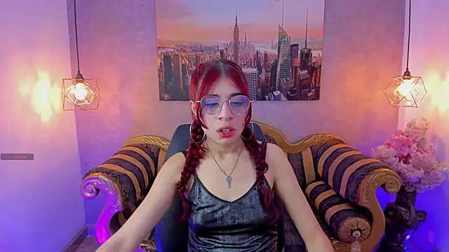 Gaby louse online show from September 2025 01:37:02 PM