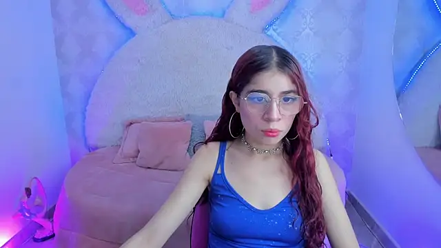 Gaby louse online show from November 2025 07:51:01 PM