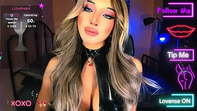 xUrGoddess Bellax online show from November 2025 01:48:02 AM