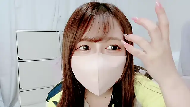 Snapshot of Hanachan_Gcup_ chatting on October 2025 01:40:01 AM Hanachan Gcup  online show from October 2025 01:40:01 AM