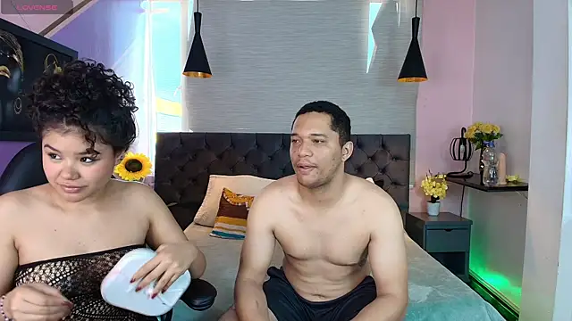 Annie Lii online show from November 2025 01:15:02 PM