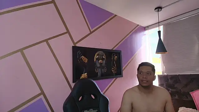 Annie Lii online show from October 2025 01:23:02 PM