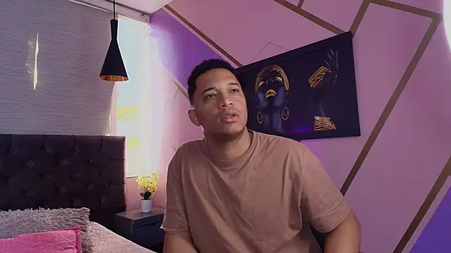 Annie Lii online show from September 2025 12:38:02 PM