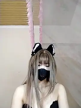 Helen69x online show from November 2025 03:22:01 AM