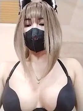 Helen69x online show from March 2026 03:35:02 PM