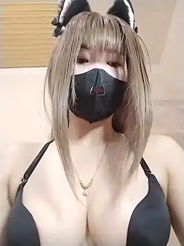 Helen69x online show from March 2026 12:46:01 AM