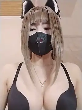 Helen69x online show from April 2026 03:05:01 PM