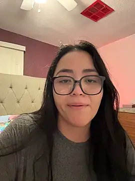 Snapshot of MyHoneyFrida chatting on January 2026 05:25:02 AM MyHoneyFrida online show from January 2026 05:25:02 AM