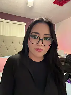 Snapshot of MyHoneyFrida chatting on November 2025 06:24:02 AM MyHoneyFrida online show from November 2025 06:24:02 AM