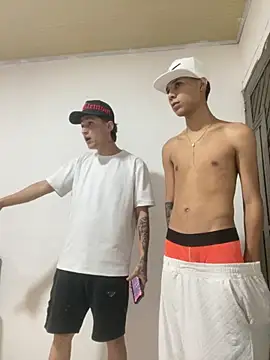 Snapshot of spicyboysvenezuelan chatting on September 2025 05:58:02 AM spicyboysvenezuelan online show from September 2025 05:58:02 AM