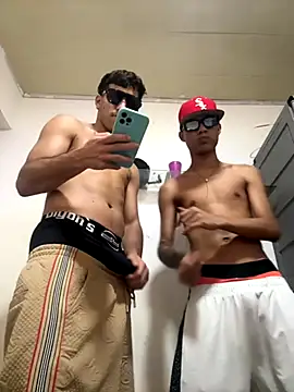 Snapshot of spicyboysvenezuelan chatting on September 2025 08:31:01 PM spicyboysvenezuelan online show from September 2025 08:31:01 PM