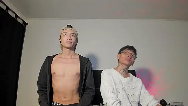 mhatias  online show from November 2025 03:33:02 AM