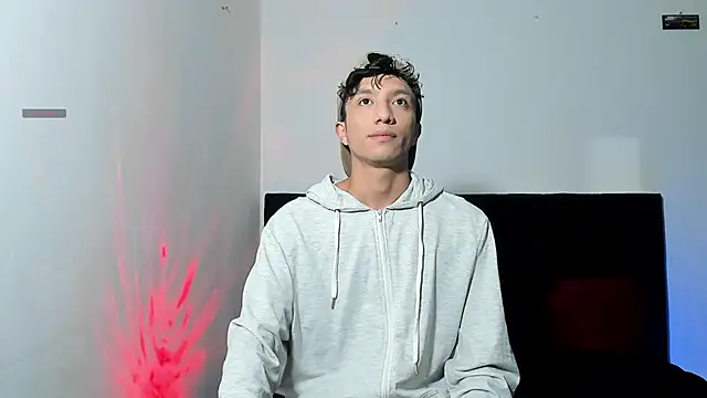 mhatias  online show from January 2026 01:42:01 AM