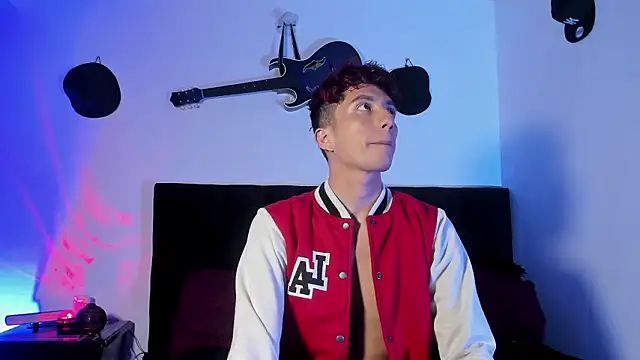 mhatias  online show from February 2026 01:58:01 AM